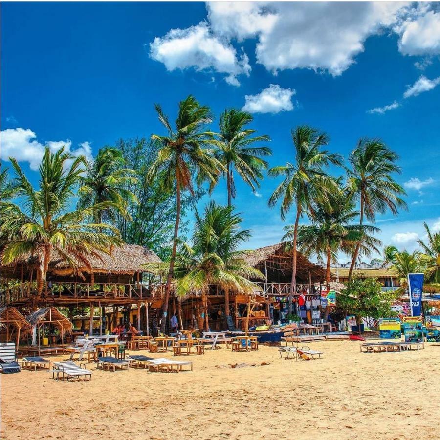 Trinco Relax Hut Hotel Trincomalee Exterior photo